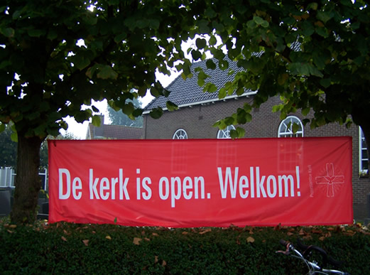 Spandoek De kerk is open: welkom!